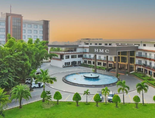 Hotel Mechi Crown